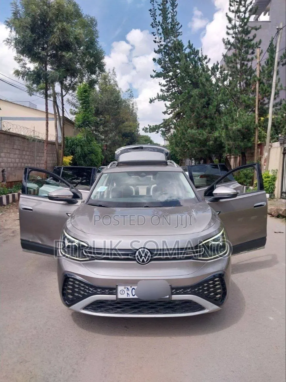 Volkswagen ID.6 2022 Gray