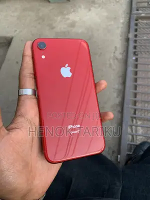 Apple iPhone XR 64 GB Red