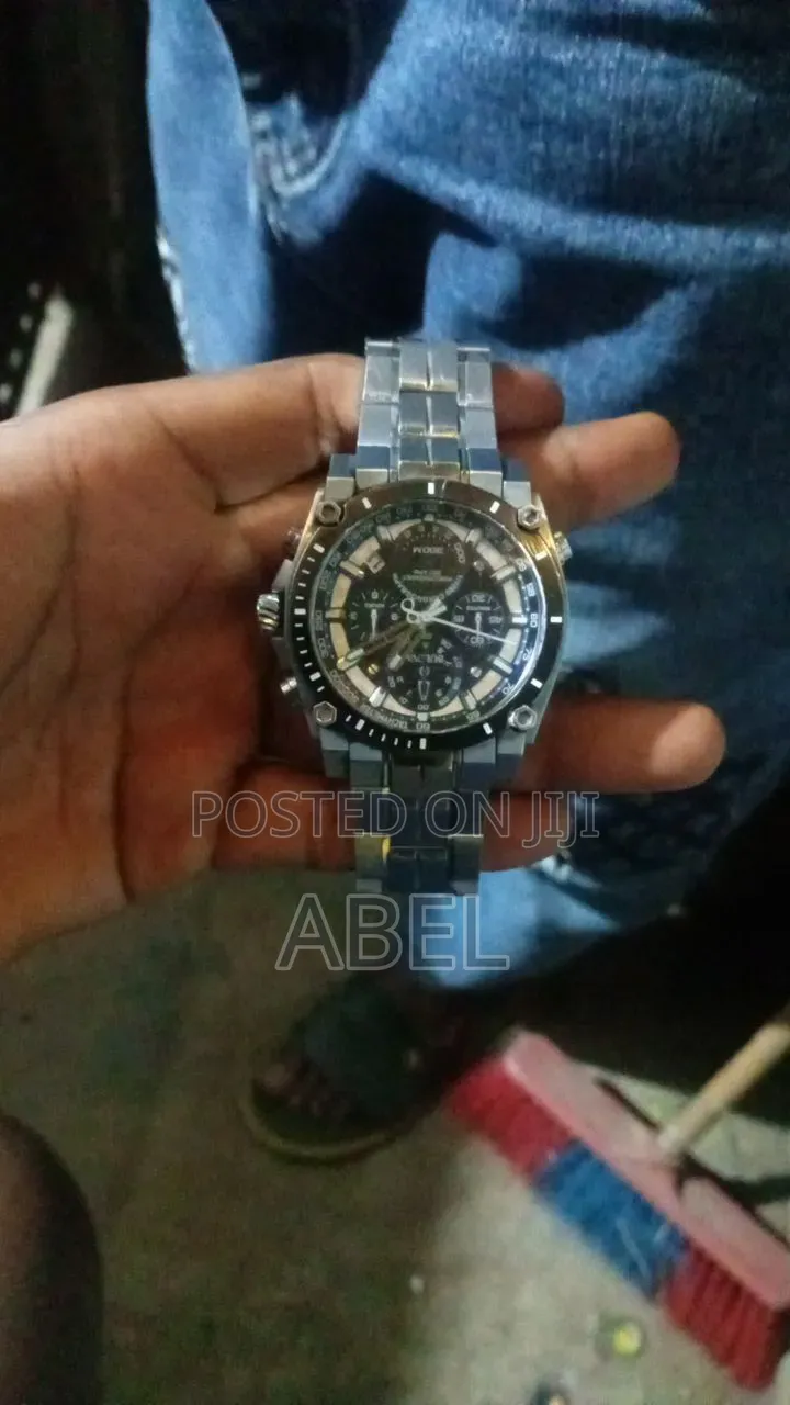 Bulova Precisionist Chronograph Men's Watch 2