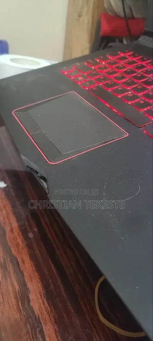 Laptop Lenovo Legion Y520 8GB Intel Core i7 HDD+SSD 1T