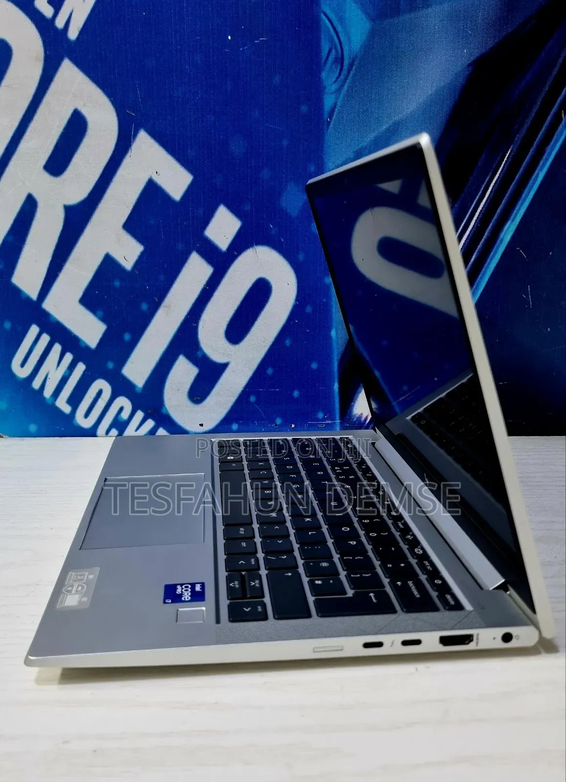 New Laptop HP EliteBook 830 G8 16GB Intel Core i7 SSD 512GB