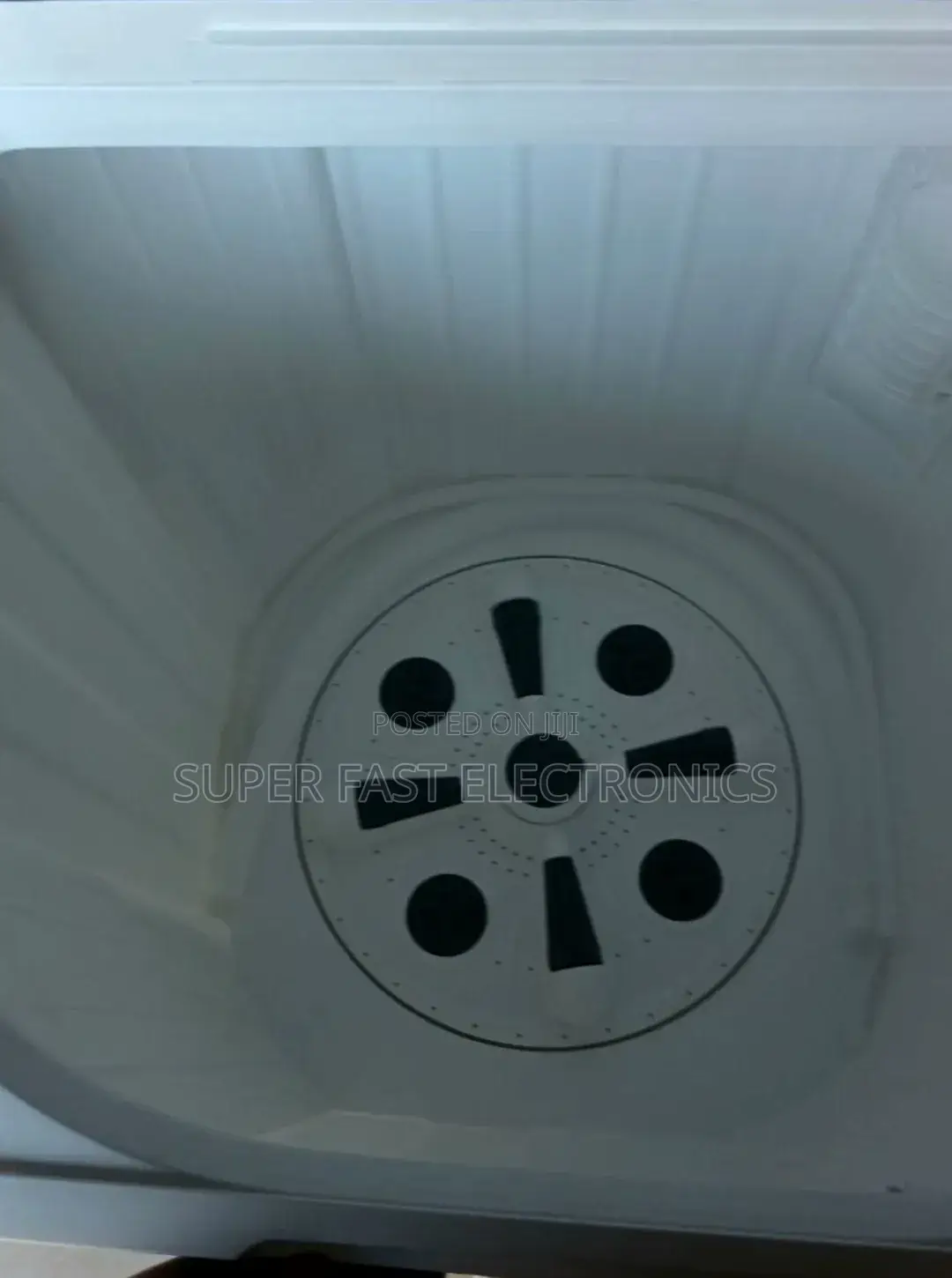 Pengcheng Washing Machinev16kg – Heavy Duty Semi-Automatic Washer