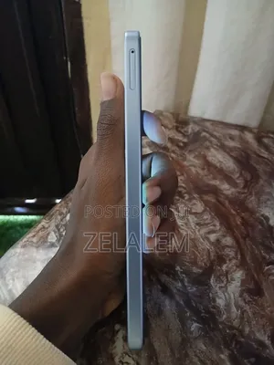 New Samsung Galaxy A17 128 GB White