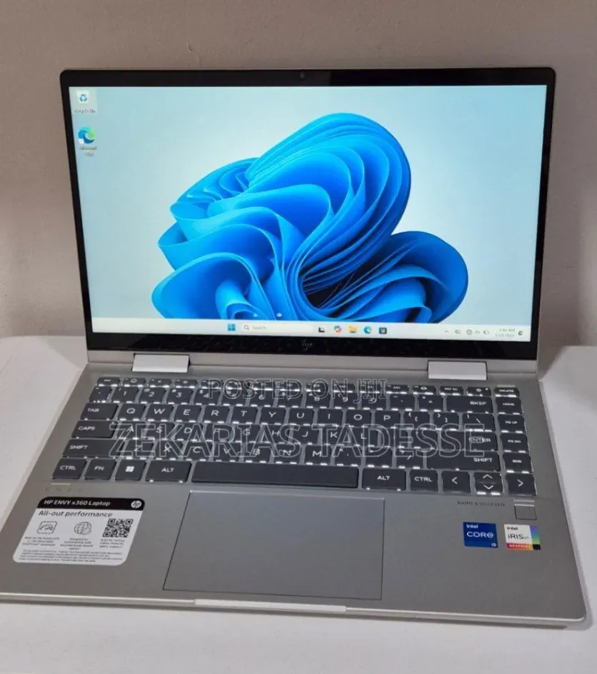 New Laptop HP Envy x360 8GB Intel Core i5 SSD 512GB