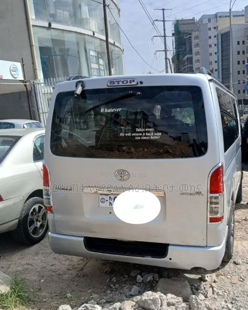 Toyota HiAce 2007 Silver