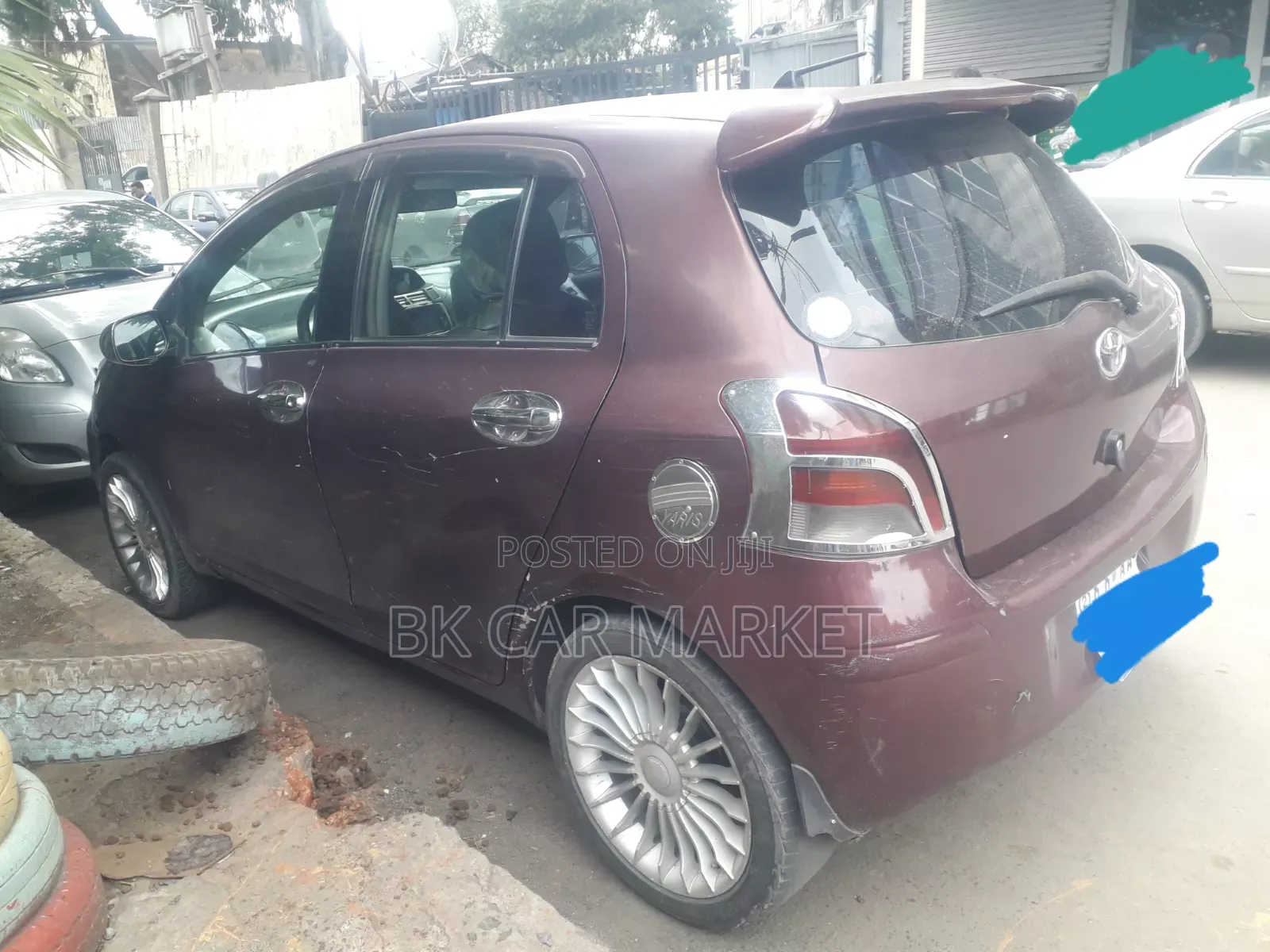 Toyota Yaris 2010 Burgundy