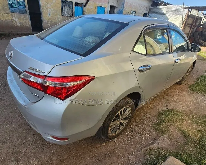 Toyota Corolla 2014 Blue