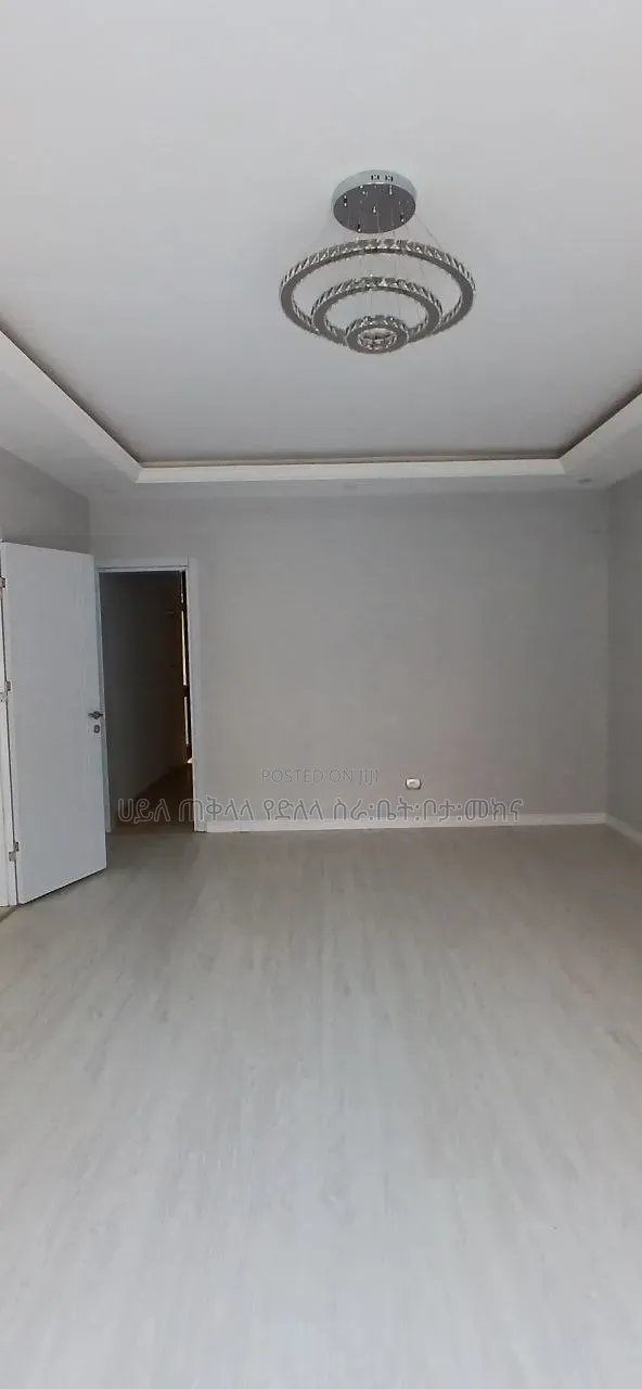 Furnished 7bdrm Townhouse/Terrace in Ayat Fanuel Area, Yeka for sale
