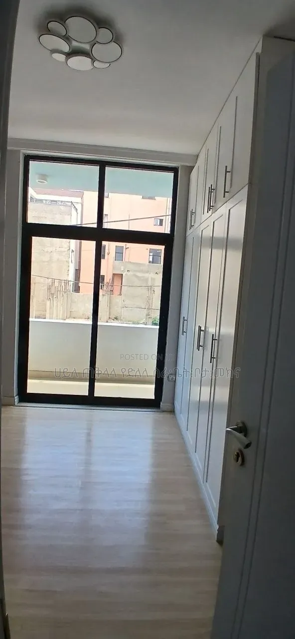 Furnished 7bdrm Townhouse/Terrace in Ayat Fanuel Area, Yeka for sale