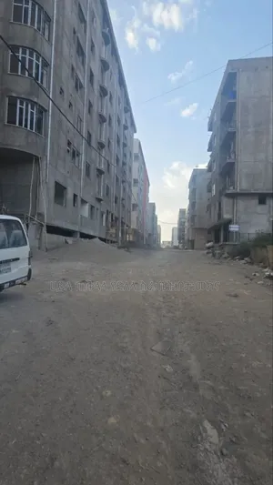 Furnished 3bdrm Apartment in Ayat Area, Yeka for sale