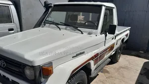 Toyota Land Cruiser 90 1997 Ivory
