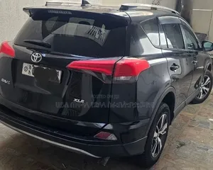 Toyota RAV4 2019 Matt Black