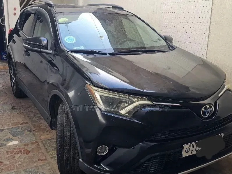 Toyota RAV4 2019 Matt Black