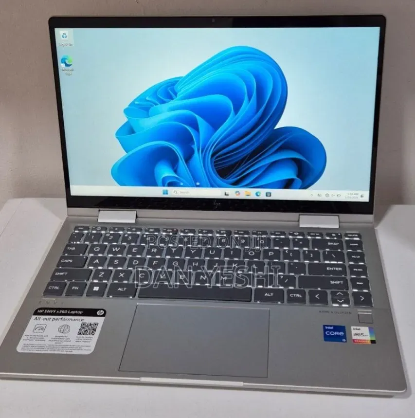 New Laptop HP Envy X360 8GB Intel Core i5 SSD 512GB