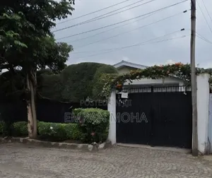 Furnished 3bdrm House in Yeka for sale
