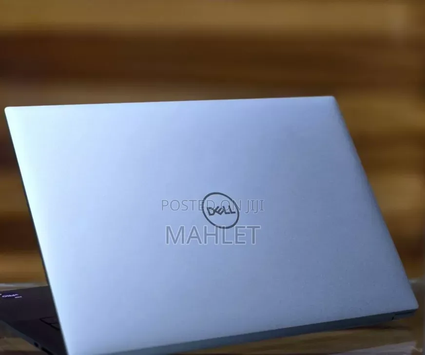New Laptop Dell Precision 5540 16GB Intel Core i9 SSD 512GB