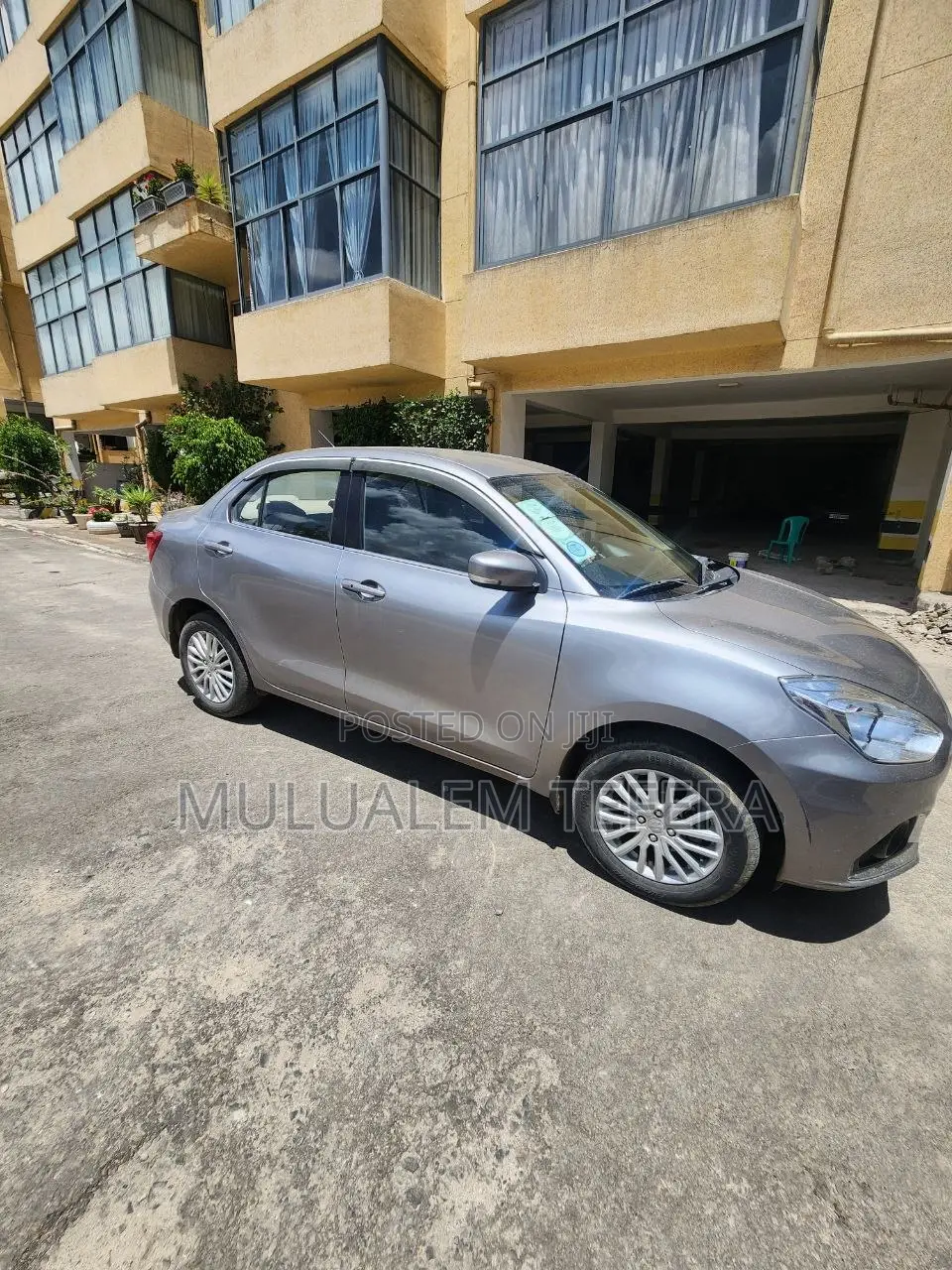 Suzuki Dzire 2022 Silver