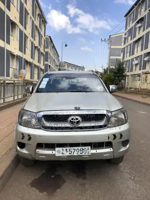 Toyota Hilux 2009 Brown