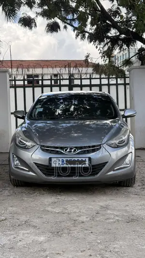 Hyundai Avante 2015 Silver