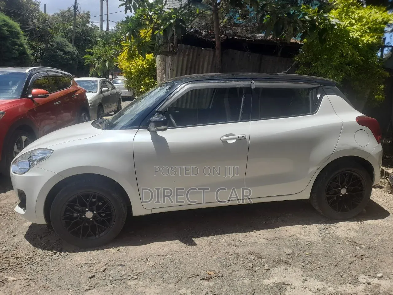 Suzuki Swift 2022 White