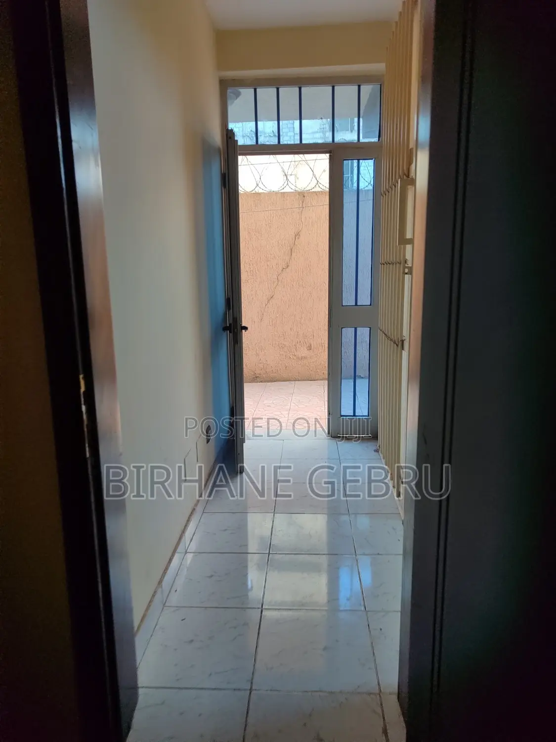 Furnished 10bdrm House in G+3, Bole for rent