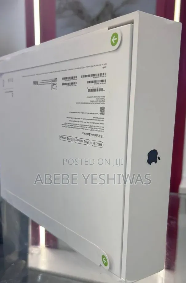 New Laptop Apple MacBook Air 2026 M5 16GB Intel Core i9 SSD 512GB