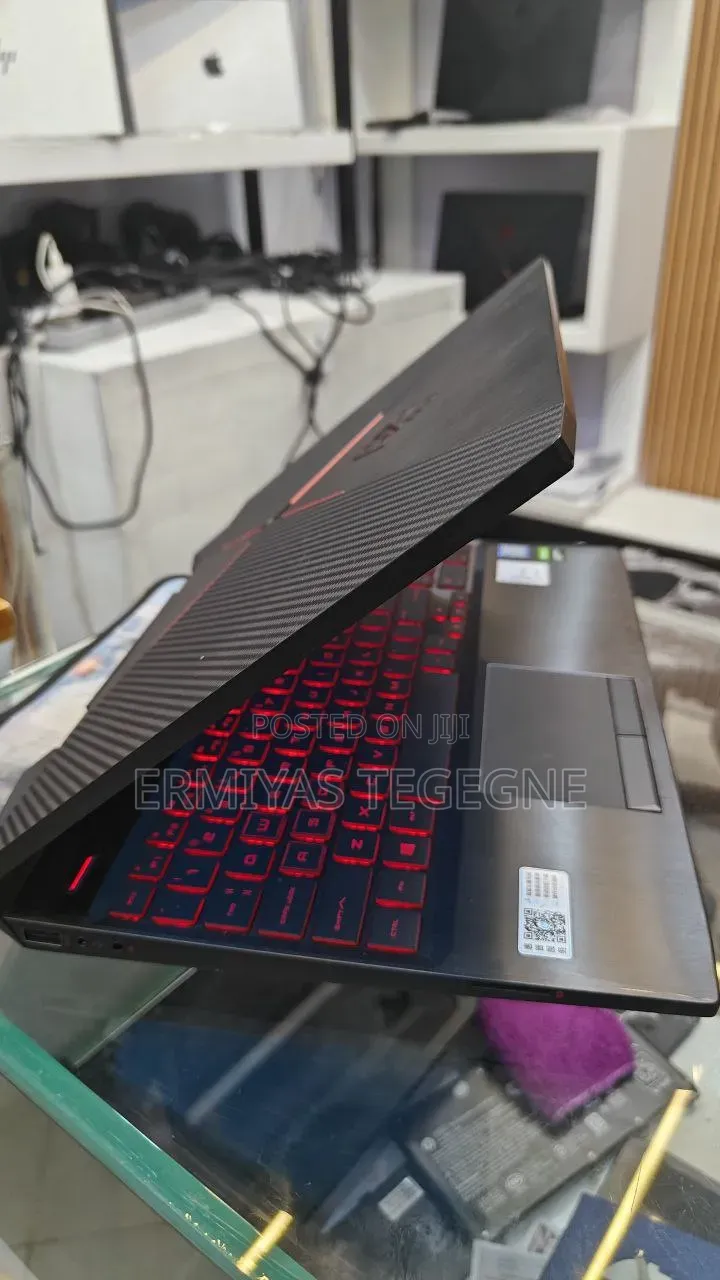 New Laptop Asus ROG Strix G15 16GB Intel Core i7 SSD 512GB