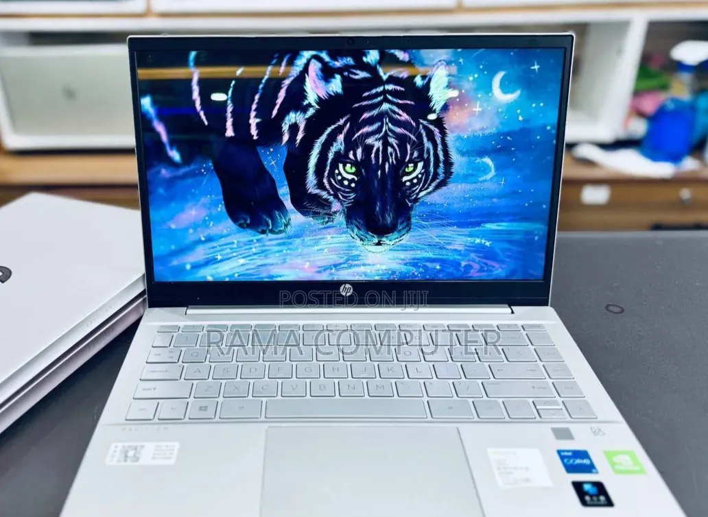 New Laptop HP Pavilion 14 16GB Intel Core i5 SSD 512GB