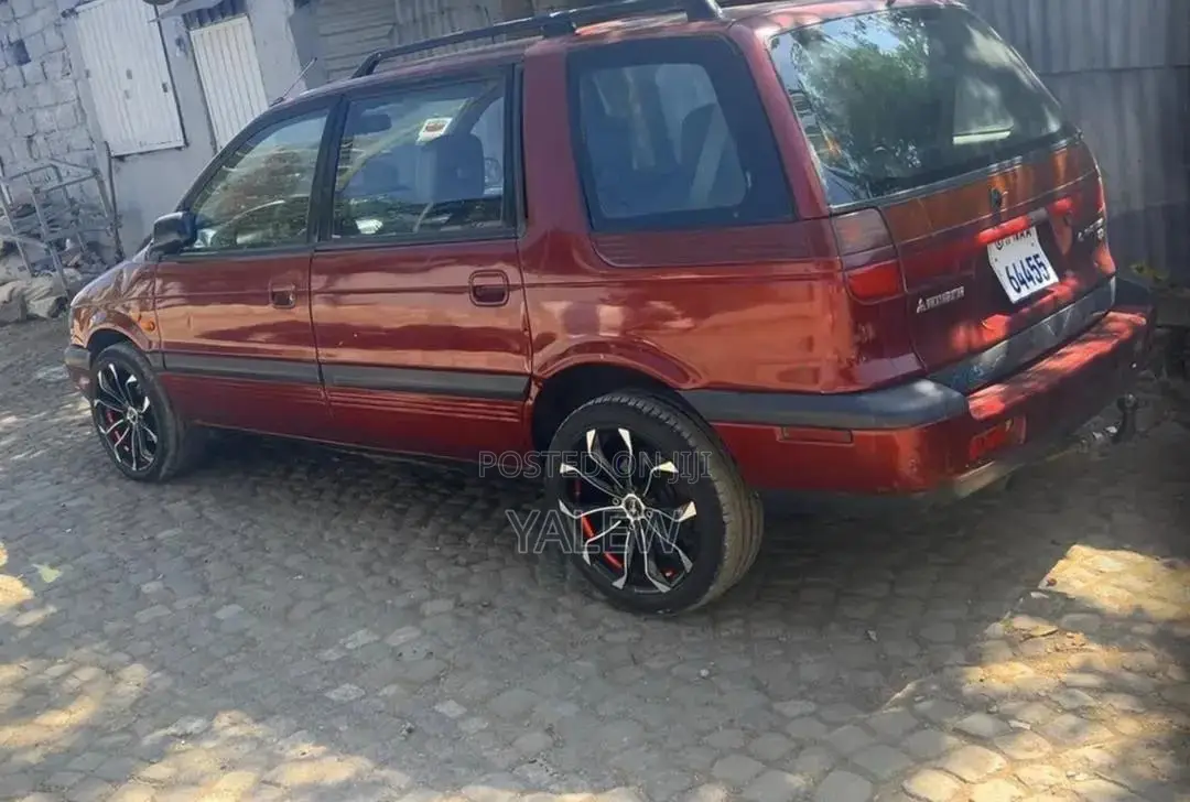 Mitsubishi Pajero 2000 Burgundy