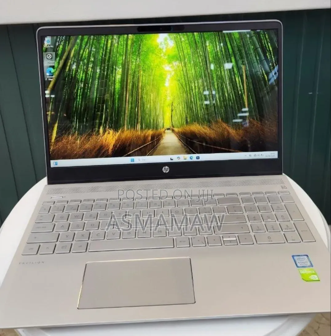 New Laptop HP Pavilion 15 16GB Intel Core i7 SSD 512GB