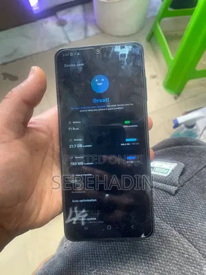Samsung Galaxy A06 128 GB Gray