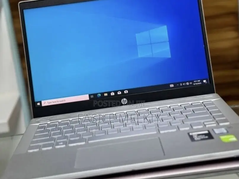 New Laptop HP Pavilion 15 16GB Intel Core i7 SSD 256GB