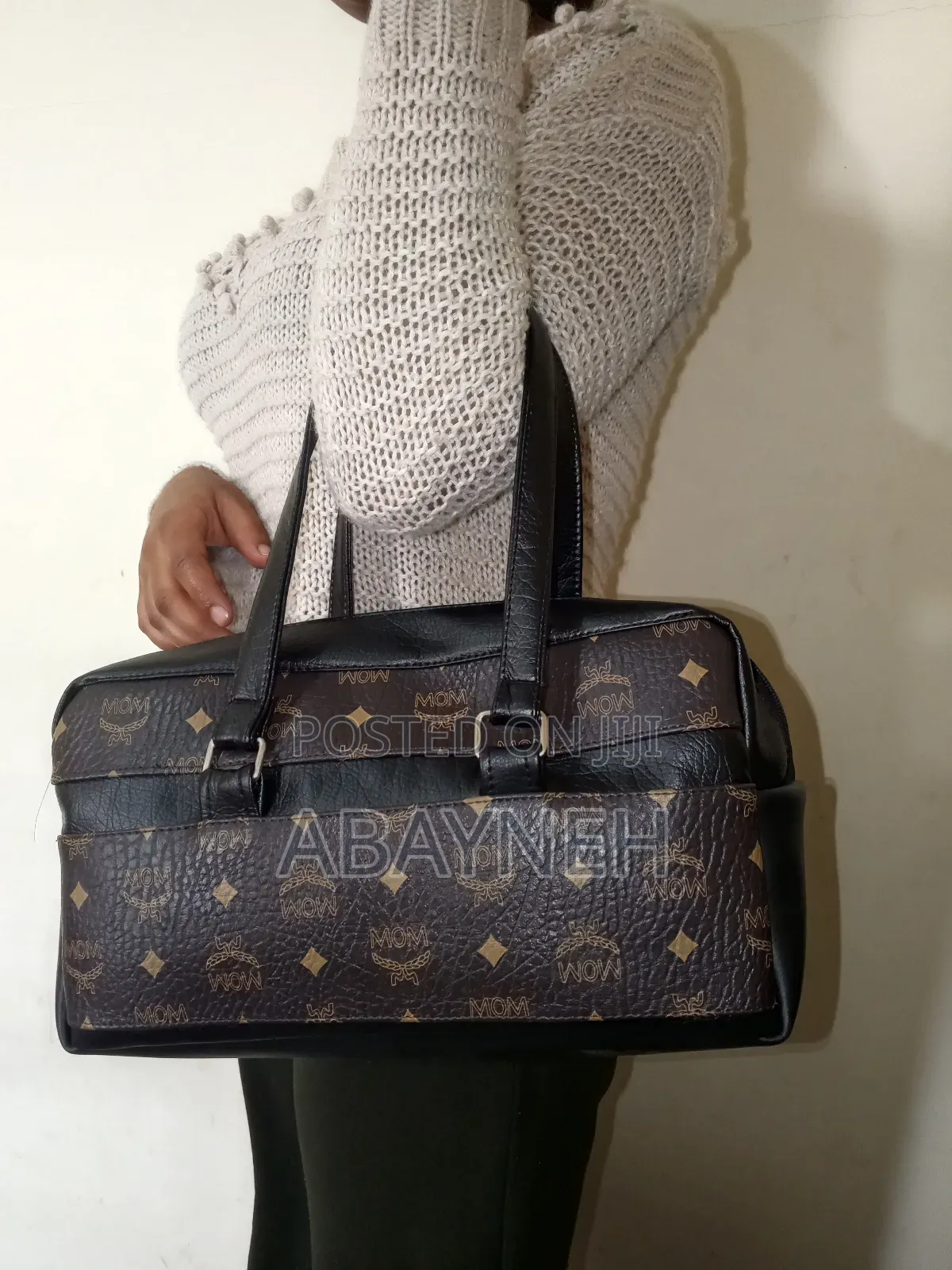 ቅንጡ ቦርሳወች በቅናሽ እንዳያመልጦት