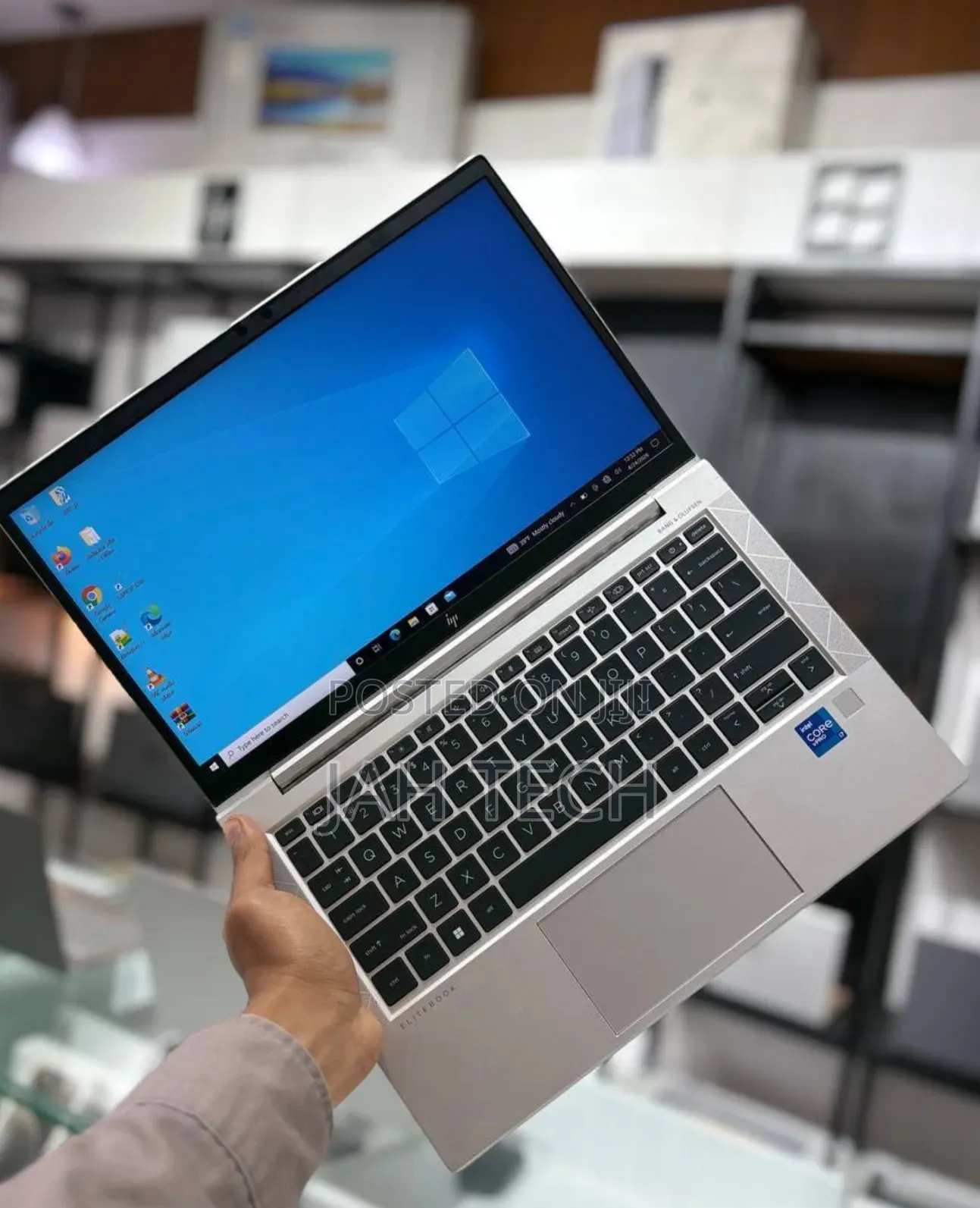 New Laptop HP EliteBook 830 G8 16GB Intel Core i7 SSD 512GB