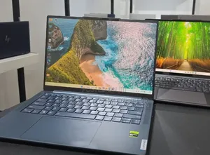 New Laptop Lenovo 32GB AMD Ryzen 7 SSD 512GB
