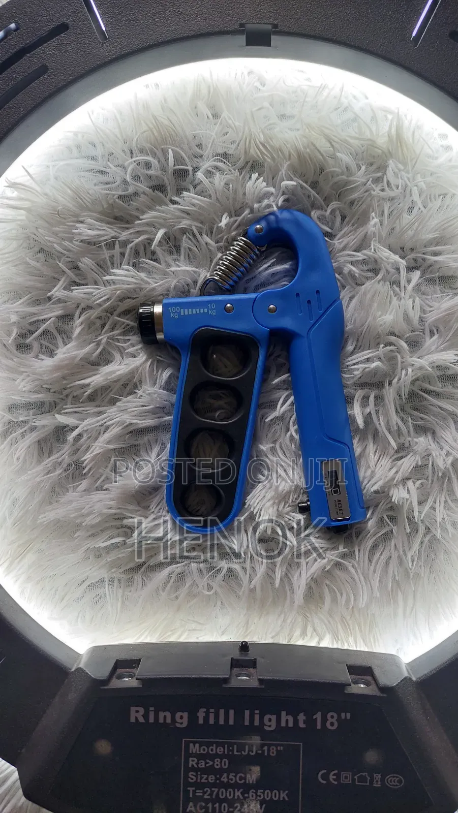 Adjustable Handgrip