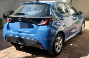 Toyota Yaris 2020 Blue