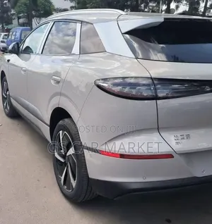 BYD Sealion 06 EV 2025 Beige