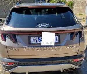Hyundai Tucson 2021 Brown