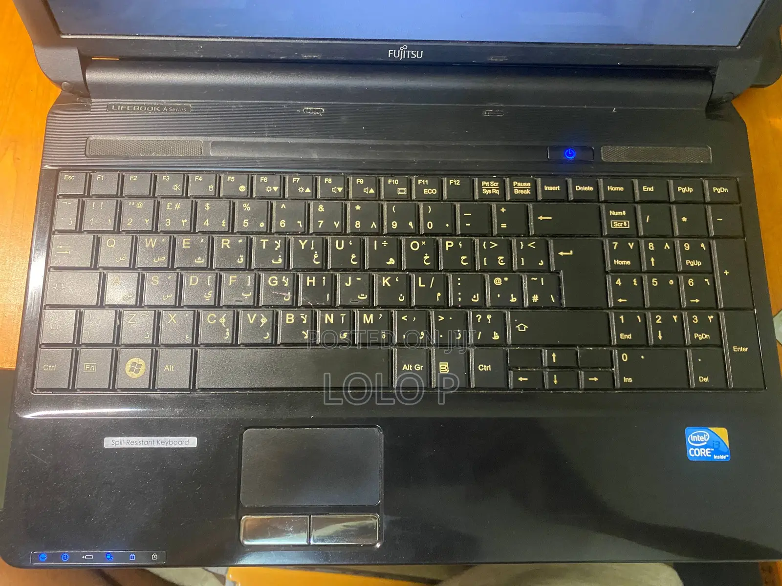 Laptop Fujitsu Lifebook AH530 6GB Intel Core i3 HDD 320GB