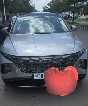 Hyundai Tucson 2022 Silver