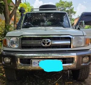 Toyota Land Cruiser 2020 White