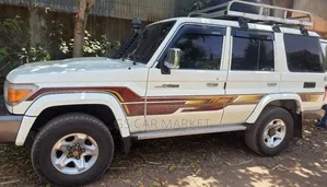Toyota Land Cruiser 2020 White