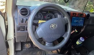 Toyota Land Cruiser 2020 White