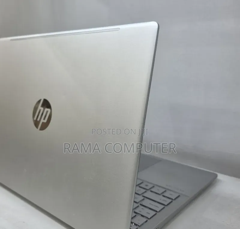 New Laptop HP 16GB Intel Core i5 SSD 512GB