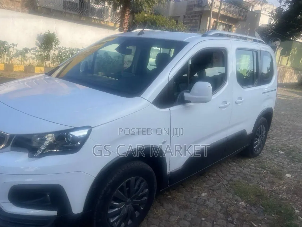 Peugeot Rally 2019 White
