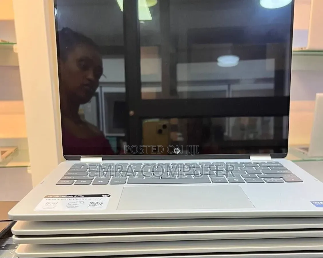 New Laptop HP 16GB Intel Core 7 SSD 512GB