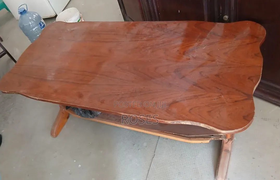 Sofa + Table + Ye Sofa Libs