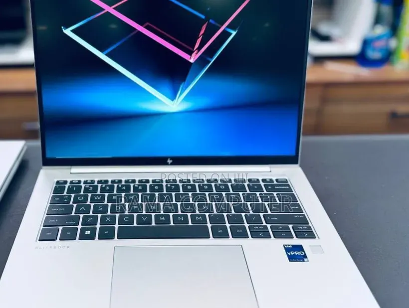 New Laptop HP EliteBook 840 16GB Intel Core i7 SSD 512GB