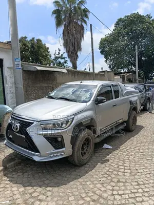 Toyota Hilux 2017 Silver